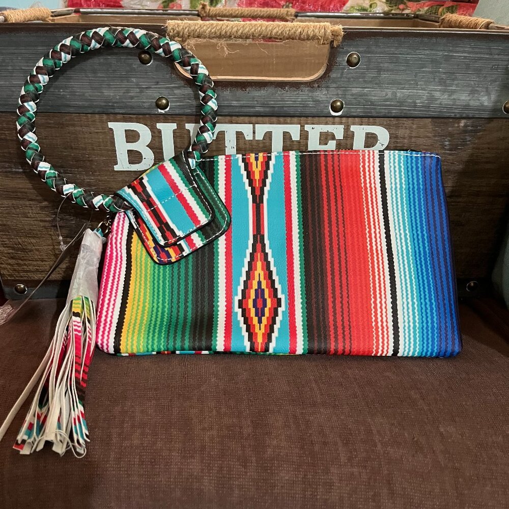NGIL Faux Leather Bangle Clutch Bag     NEW  Southwest Serape Design